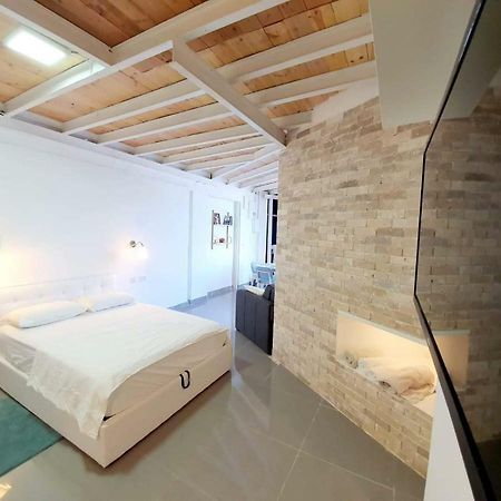 Agas Holiday Apartments - Gai Boutique Tiberias Eksteriør billede