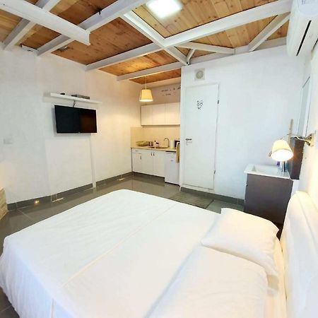 Agas Holiday Apartments - Gai Boutique Tiberias Eksteriør billede